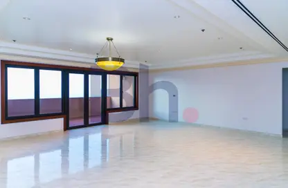 صورة لـ غرفة فارغة شقة - 3 غرف نوم - 4 حمامات للايجار في برج توسكان - بورتو أرابيا - جزيرة اللؤلؤة - الدوحة ، صورة رقم 1