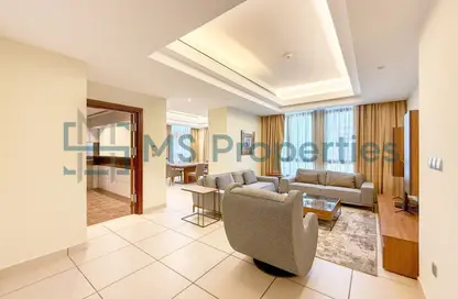 Apartment - 2 Bedrooms - 3 Bathrooms for rent in West Bay - West Bay - Doha