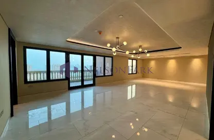 Apartment - 2 Bedrooms - 3 Bathrooms for rent in East Porto Drive - Porto Arabia - The Pearl Island - Doha