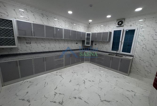 965538 - Property Image 3