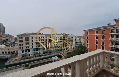 Apartment - 2 Bedrooms - 3 Bathrooms for sale in Carnaval - Qanat Quartier - The Pearl Island - Doha
