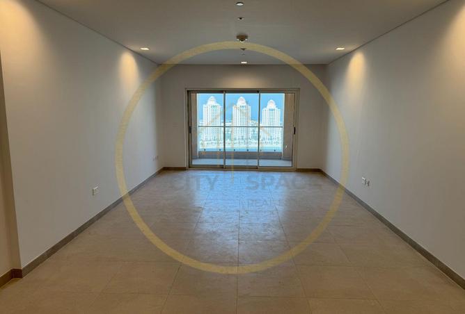 982514 - Property Image 2