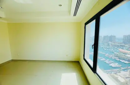 Apartment - 2 Bedrooms - 2 Bathrooms for sale in Tower 14 - Porto Arabia - The Pearl Island - Doha