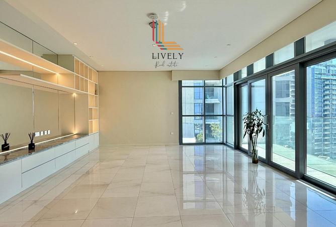 942392 - Property Image 2