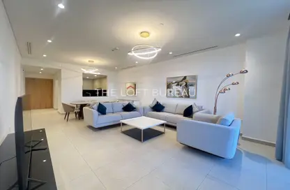 Apartment - 2 Bedrooms - 3 Bathrooms for rent in Floresta Gardens - Floresta Gardens - The Pearl Island - Doha