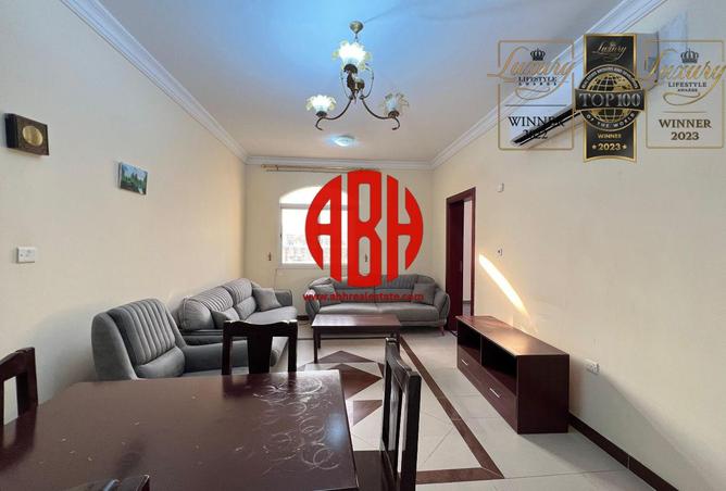 976359 - Property Image 2