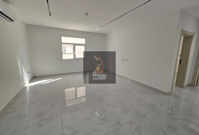 963247 - Property Main Image