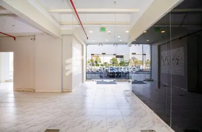 Shop - Studio - 1 Bathroom for rent in Al Sadd Road - Al Sadd - Doha