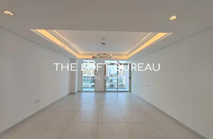 Apartment - 2 Bedrooms - 3 Bathrooms for rent in Gewan Island - The Pearl Island - Doha