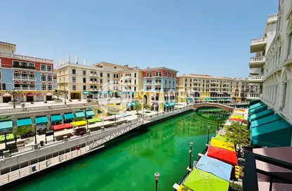 Apartment - 2 Bedrooms - 3 Bathrooms for sale in Chateau - Qanat Quartier - The Pearl Island - Doha