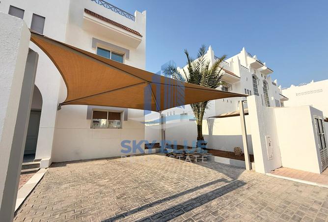 964250 - Property Image 2