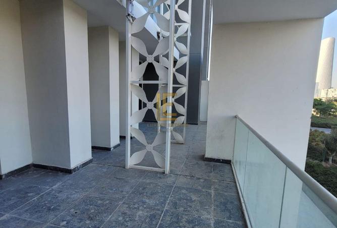 927046 - Property Main Image
