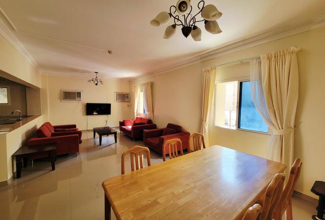 954383 - Property Image 2