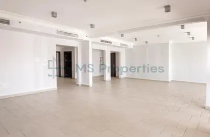Penthouse - 5 Bedrooms - 6 Bathrooms for rent in Nobili - Qanat Quartier - The Pearl Island - Doha