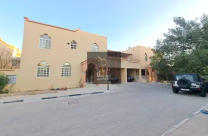 Compound - 4 Bedrooms - 3 Bathrooms for rent in Al Thumama - Al Thumama - Doha