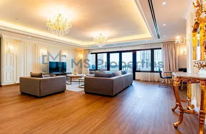 Apartment - 3 Bedrooms - 4 Bathrooms for sale in West Porto Drive - Porto Arabia - The Pearl Island - Doha