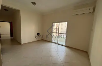 شقة - 3 غرف نوم - 2 حمامات للايجار في منتزه 7 - المنتزه - الدوحة