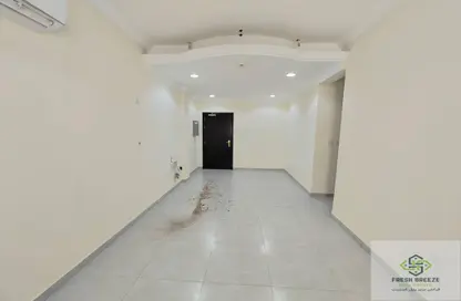 Apartment - 2 Bedrooms - 2 Bathrooms for rent in Al Wakrah - Al Wakra