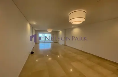 Apartment - 3 Bedrooms - 4 Bathrooms for rent in Viva West - Viva Bahriyah - The Pearl Island - Doha
