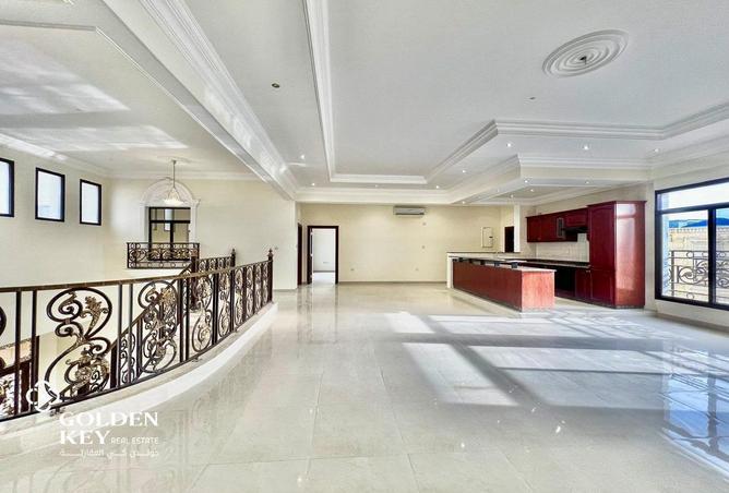 890033 - Property Image 3