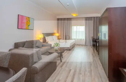 Apartment - Studio - 1 Bathroom for rent in West Bay Tower - West Bay - West Bay - Doha