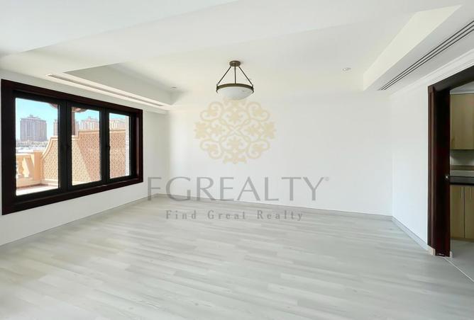 860540 - Property Image 2