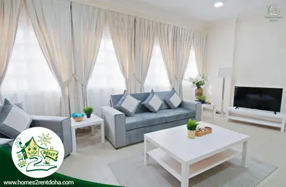 Living Room image for: Apartment - 2 Bedrooms - 2 Bathrooms for rent in Al Wakra - Al Wakra - Al Wakrah - Al Wakra, Image 1