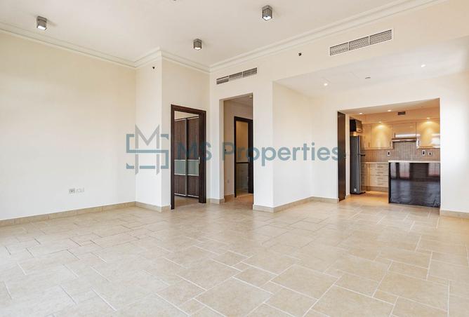 933855 - Property Main Image