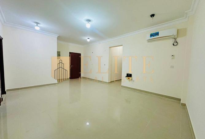 1004581 - Property Image 2