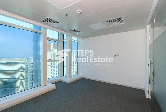 Office Space - Studio for rent in West Bay Tower - West Bay - West Bay - Doha