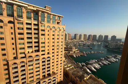 شقة - غرفة نوم - 2 حمامات للبيع في طريق بورتو الشرقي - بورتو أرابيا - جزيرة اللؤلؤة - الدوحة