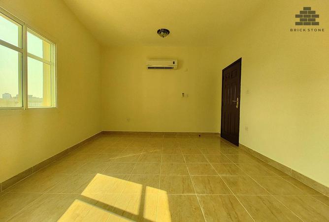 978151 - Property Image 3