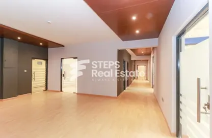 Office Space - Studio - 1 Bathroom for rent in Al Nuaija Street - Al Nuaija - Doha