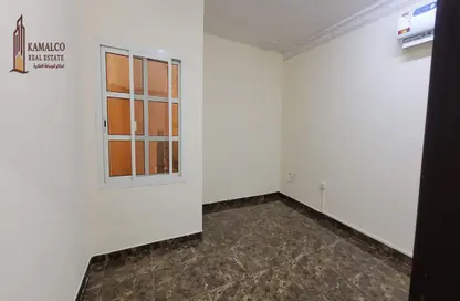 Villa - 1 Bedroom - 1 Bathroom for rent in Al Aziziyah - Al Aziziyah - Doha