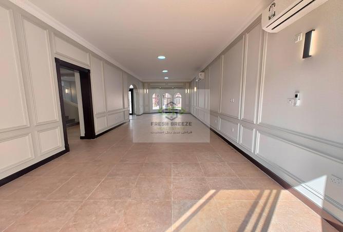 981943 - Property Image 3