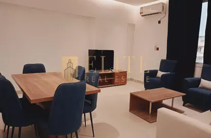 Apartment - 2 Bedrooms - 2 Bathrooms for rent in Umm Ghwailina Comm - Umm Ghuwalina - Umm Ghuwailina - Doha