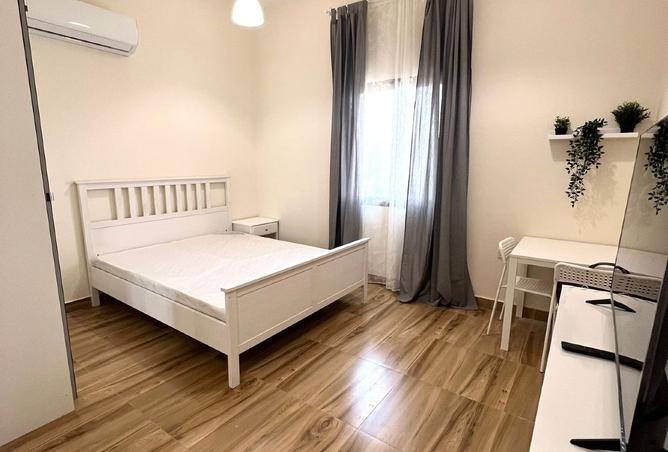 979814 - Property Image 3