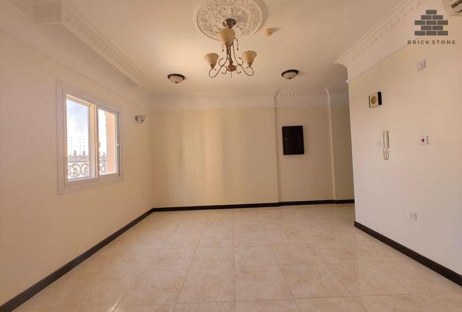 995716 - Property Image 3