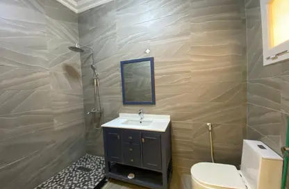 Penthouse - Studio - 1 Bathroom for rent in New Al Ghanim - Al Ghanim - Doha