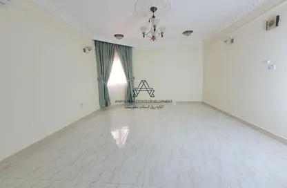 Apartment - 1 Bedroom - 1 Bathroom for rent in Salaja Street - Doha Al Jadeed - Doha