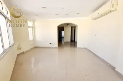Apartment - 3 Bedrooms - 3 Bathrooms for rent in Muntazah 7 - Al Muntazah - Doha