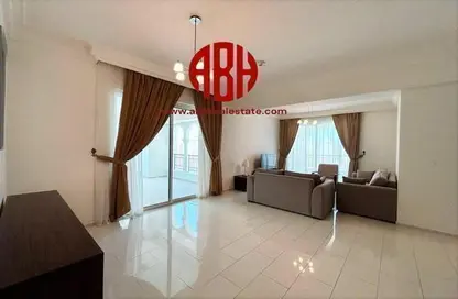 Apartment - 3 Bedrooms - 4 Bathrooms for rent in Viva West - Viva Bahriyah - The Pearl Island - Doha