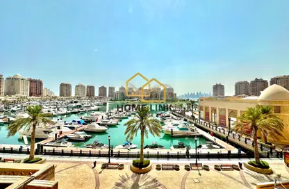تاون هاوس - 4 غرف نوم - 4 حمامات للايجار في طريق بورتو الغربي - بورتو أرابيا - جزيرة اللؤلؤة - الدوحة
