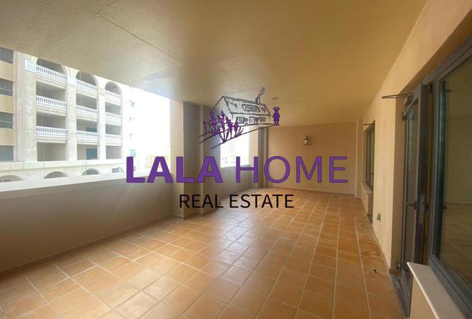 950237 - Property Image 2