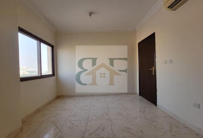 930694 - Property Image 3