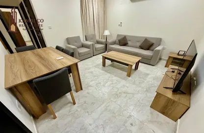 Apartment - 2 Bedrooms - 2 Bathrooms for rent in Madinat Khalifa North - Madinat Khalifa - Doha