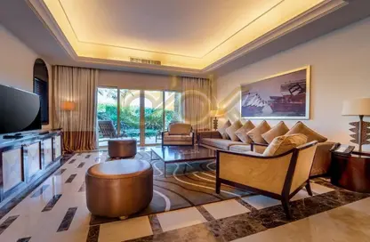 Villa - 4 Bedrooms - 5 Bathrooms for rent in Legtaifiya Lagoon - West Bay - Doha