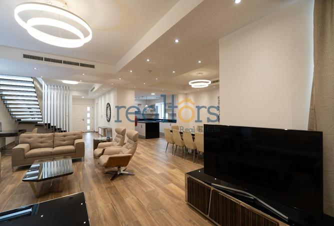 945385 - Property Image 3