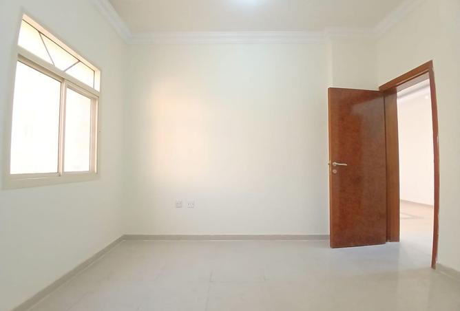 939868 - Property Image 3