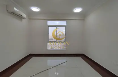 Apartment - 2 Bedrooms - 2 Bathrooms for rent in Al Mansoura - Al Mansoura - Doha
